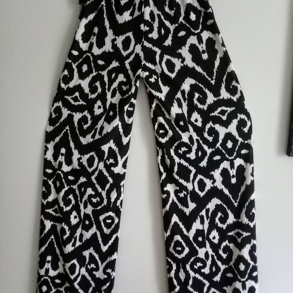 Stylish Monochrome Patterned Wide Leg Pants
